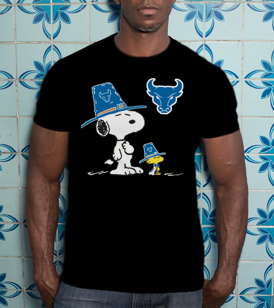 Buffalo Bulls Snoopy Woodstock Blue Pilgrim Hat T-Shirt