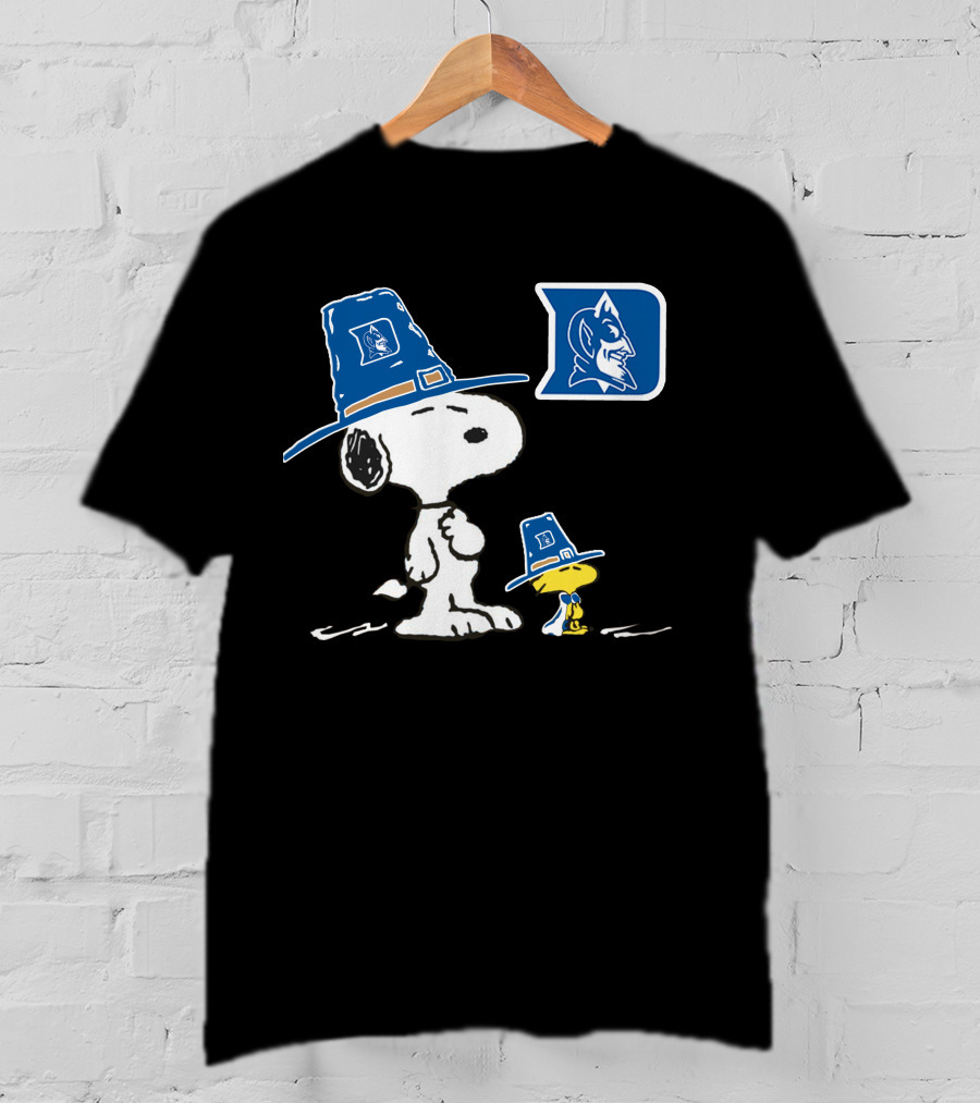 Duke Blue Devils Snoopy And Woodstock Pilgrim Hats T-Shirt