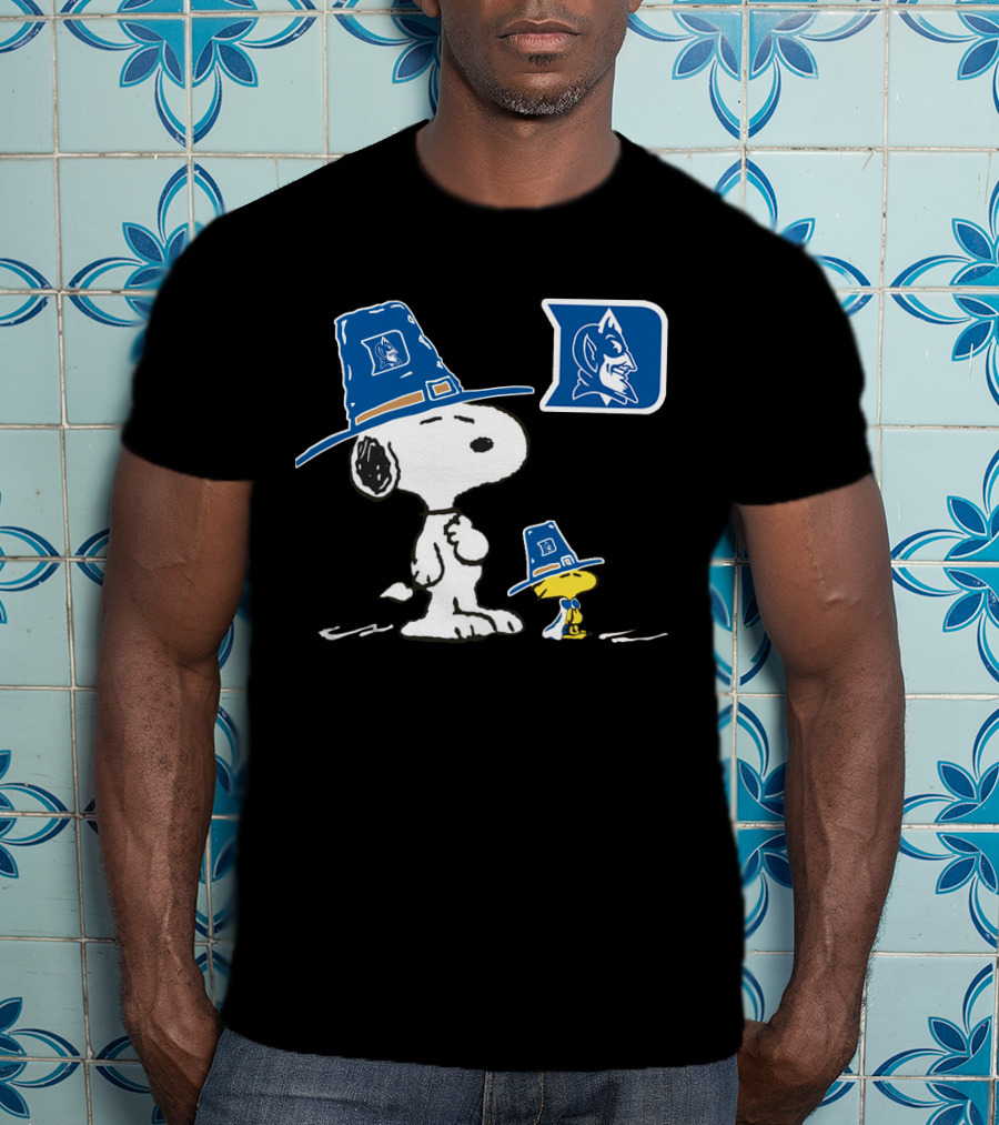 Duke Blue Devils Snoopy And Woodstock Pilgrim Hats T-Shirt