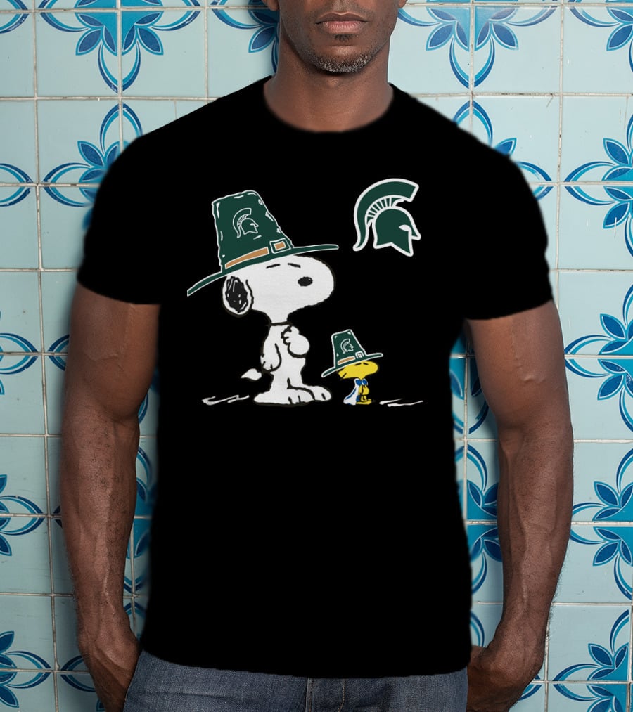MI State Snoopy Spartan Helmet Woodstock T-Shirt