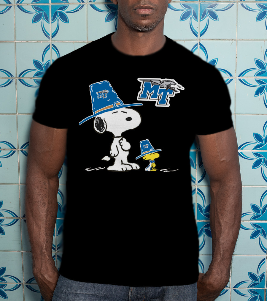Middle Tennessee Blue Raiders Snoopy And Woodstock With MT T-Shirt