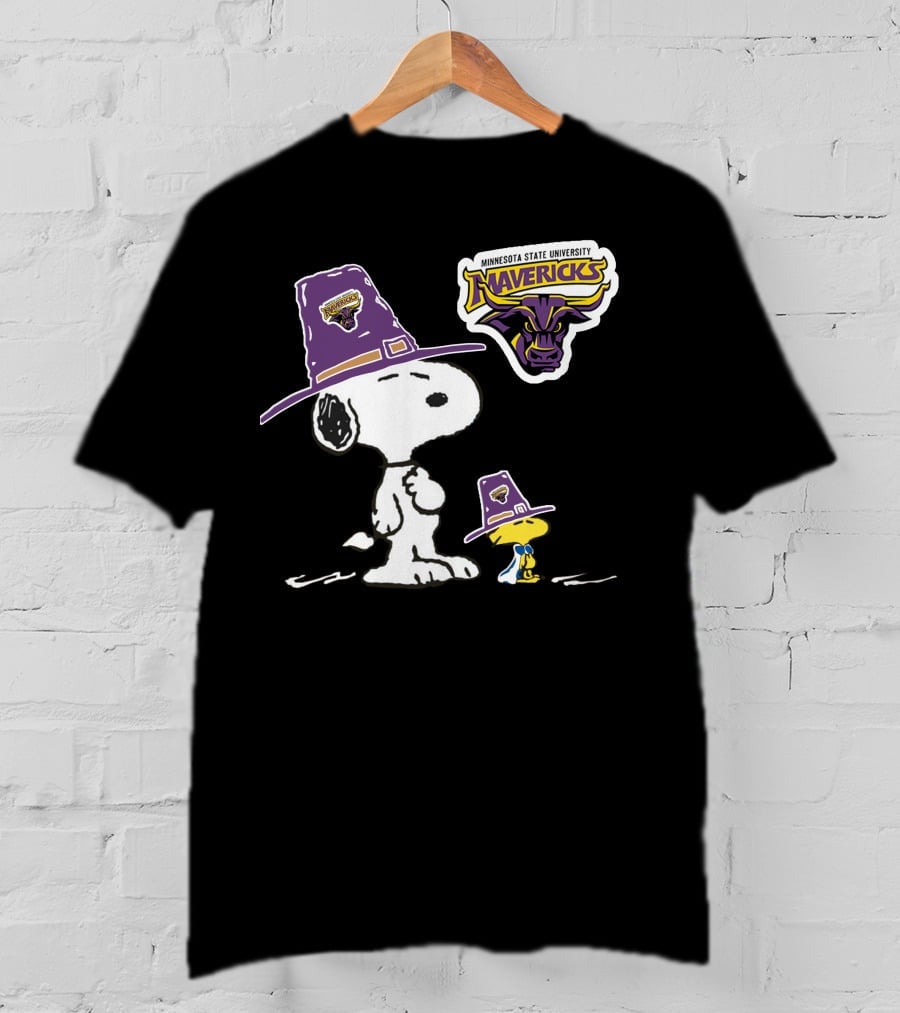 Minnesota State University Mavericks Snoopy And Woodstock T-Shirt