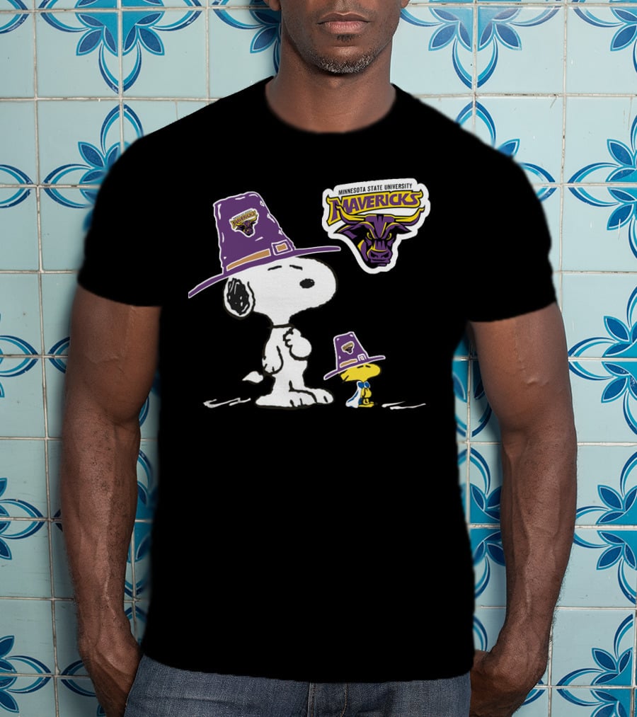 Minnesota State University Mavericks Snoopy And Woodstock T-Shirt