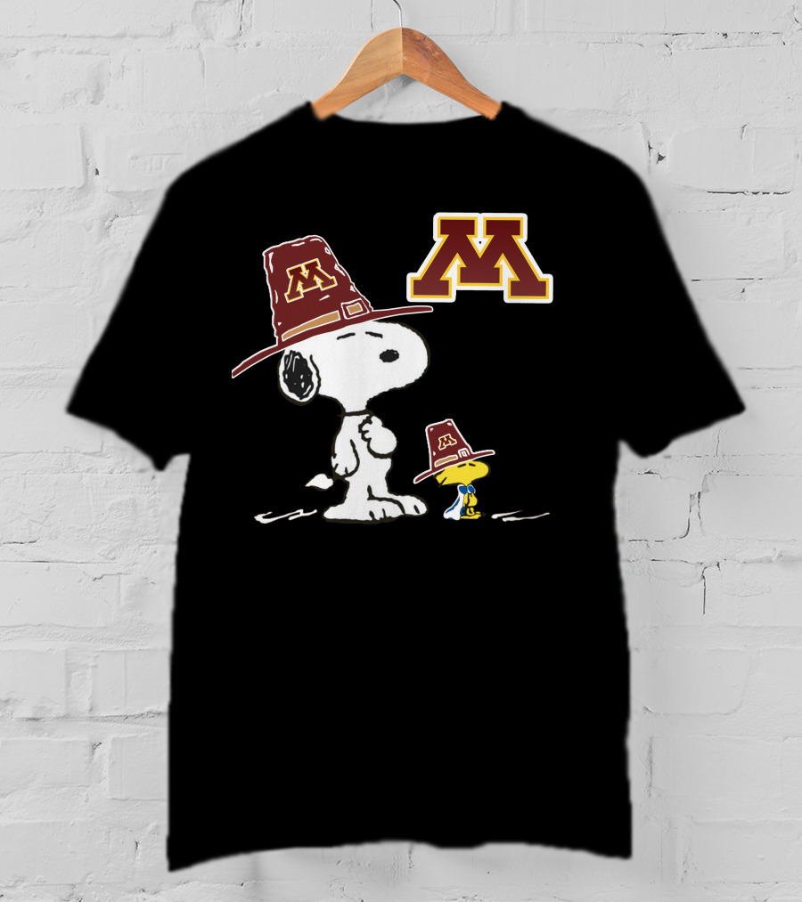 Minnesota Golden Gophers Snoopy Woodstock Team Spirit T-Shirt