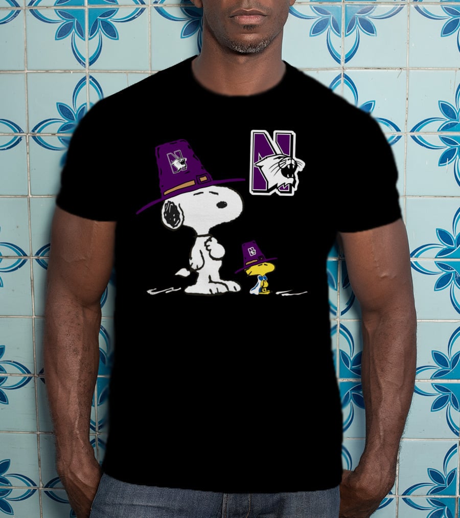 Snoopy And Woodstock Northwestern Wildcats Pilgrim Hat T-Shirt