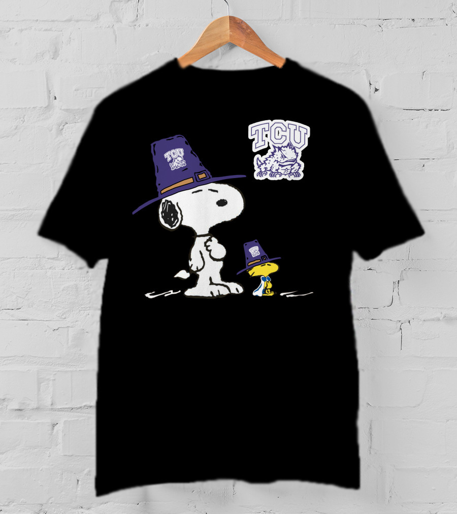 TCU Horned Frogs Snoopy Woodstock Pilgrim Hat T-Shirt