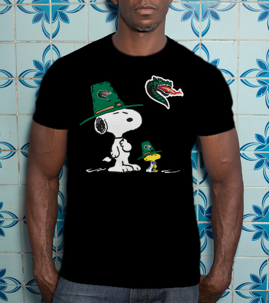 Uab Blazers Snoopy Woodstock Green Dragon Hat T-Shirt