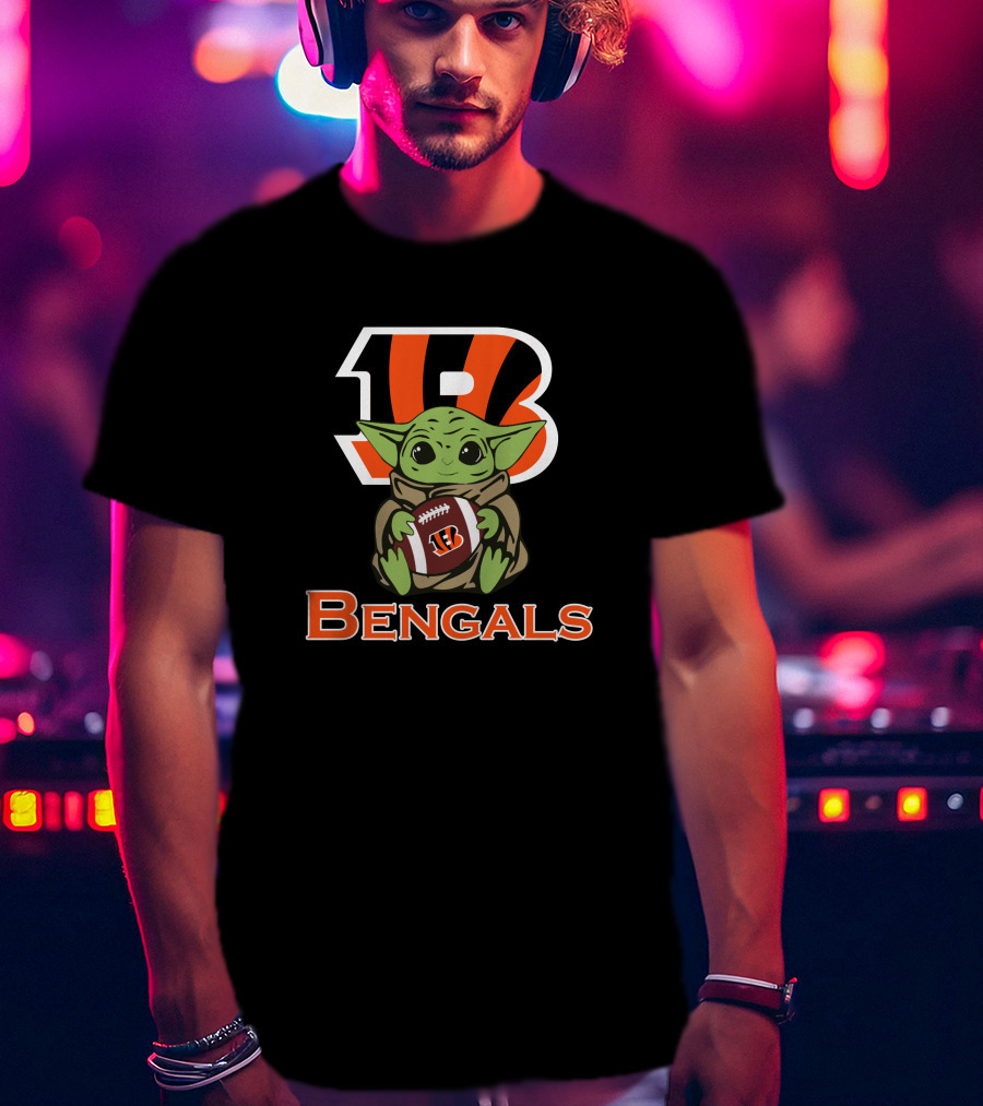 Bengals Baby Yoda Star Wars Football Fan T-Shirt