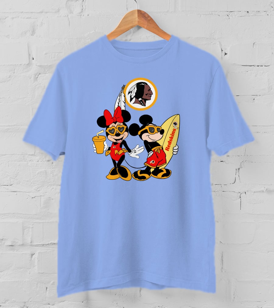 Redskins Mickey And Minnie Vacation Fun With Surfboard And Drink T-Shirt