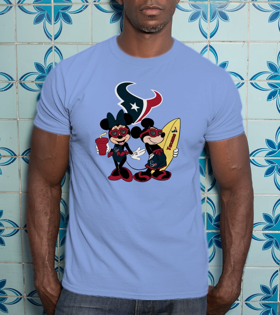 Texans Mickey And Minnie Happy Vacation Surfboard And Drink T-Shirt