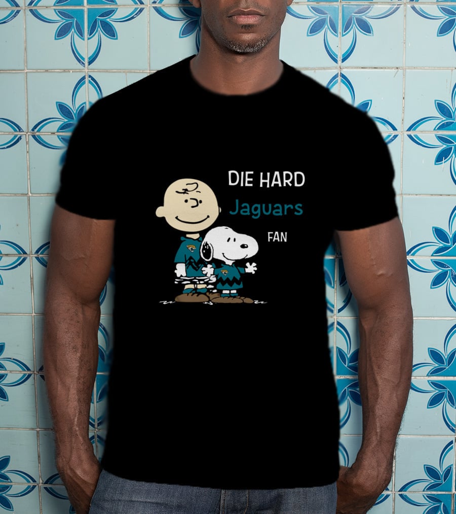 Die Hard Jaguars Fan Snoopy And Charlie Brown Fan Gear T-Shirt