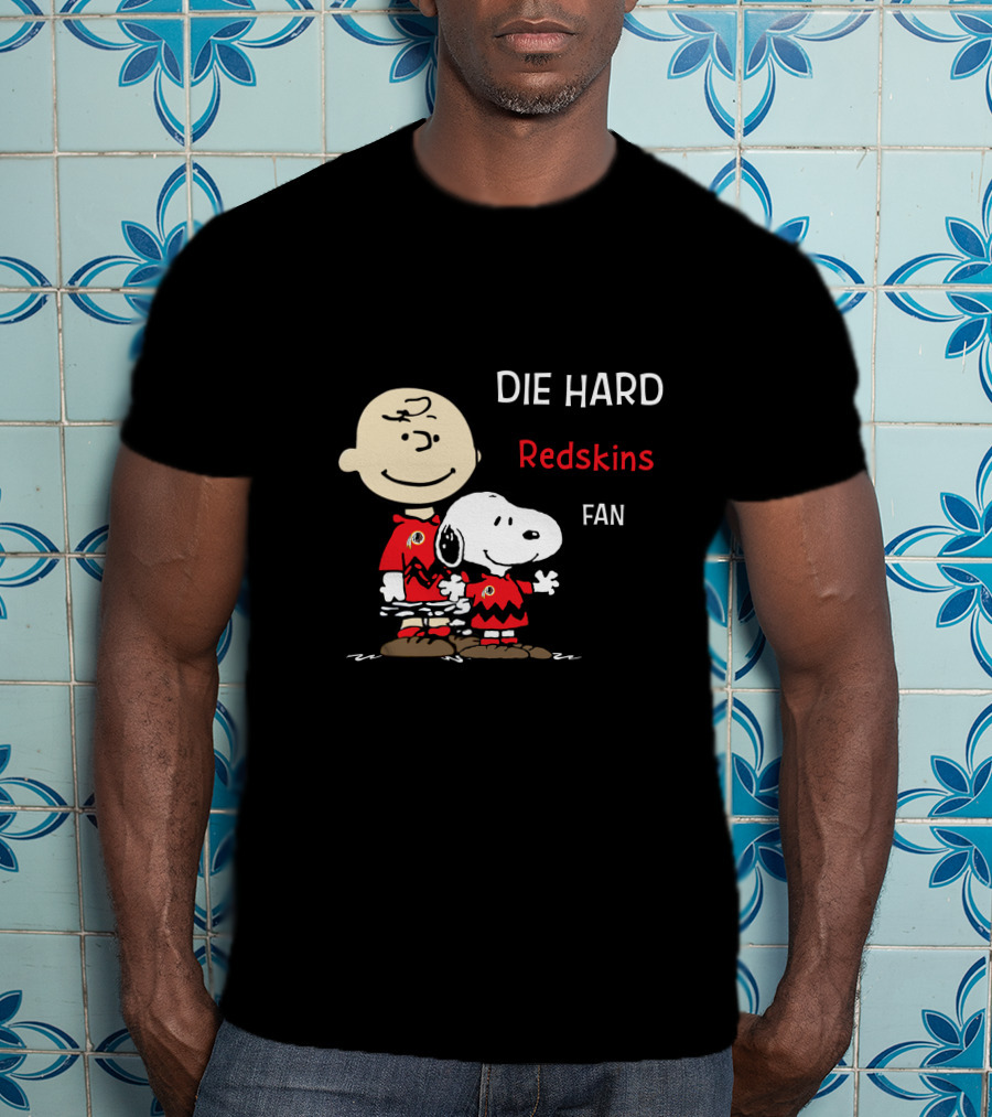 Die Hard Redskins Fan Snoopy And Charlie Brown T-Shirt