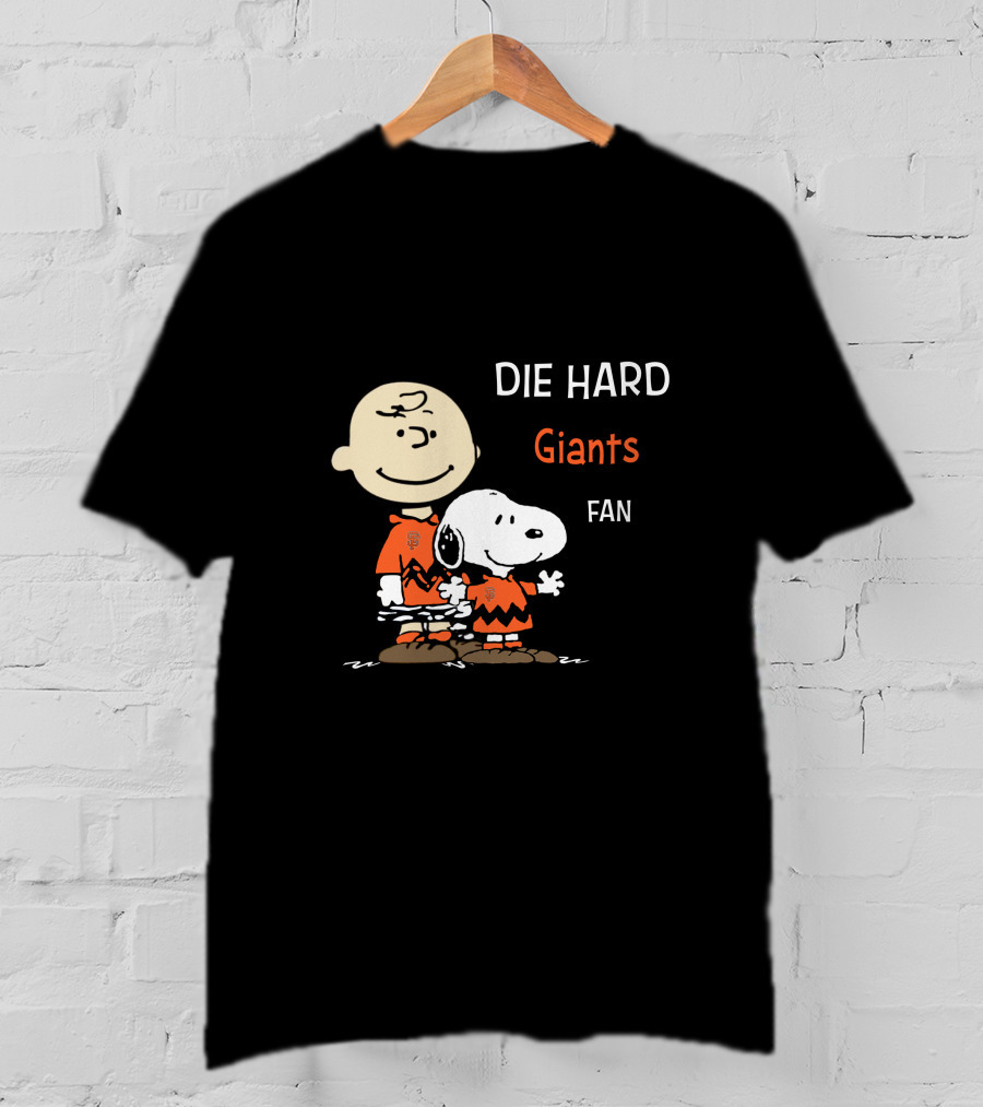 Die Hard Giants Fan Snoopy With Charlie Brown T-Shirt
