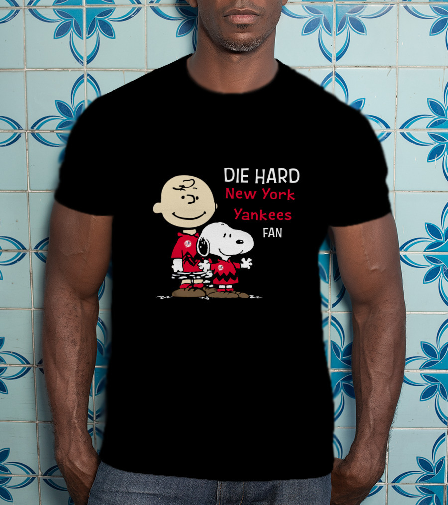 Die Hard New York Yankees Fan Snoopy Charlie Brown Peanuts T-Shirt