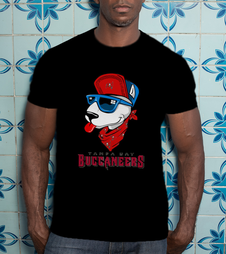 Tampa Bay Buccaneers Bull Terrier T-Shirt