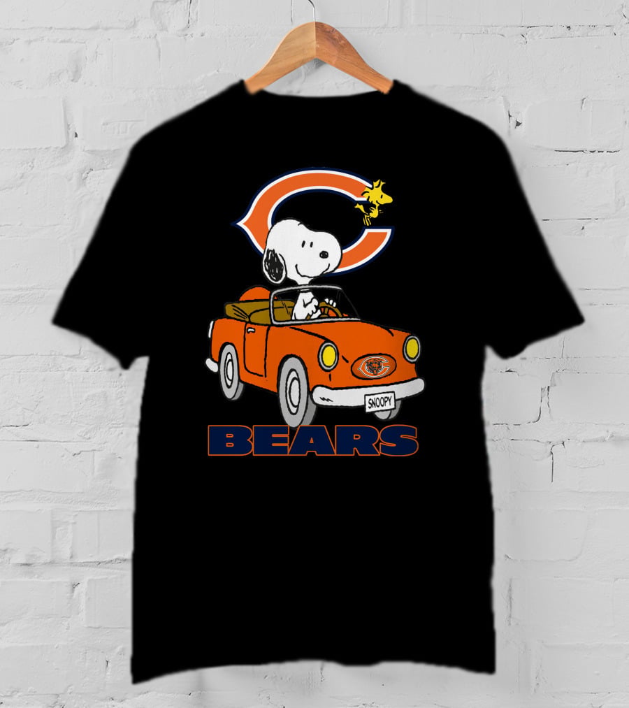 Chicago Bears Snoopy Driving With Woodstock T-Shirt