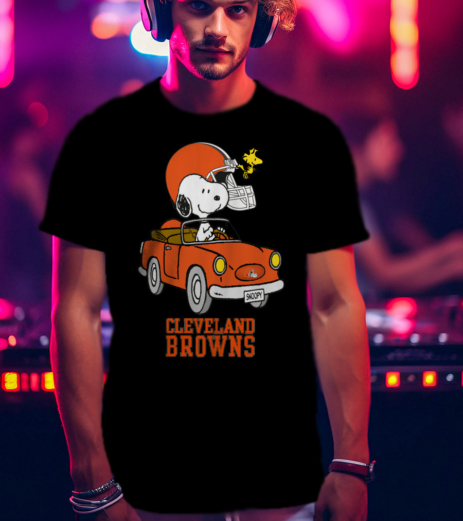 Cleveland Browns Snoopy Driving Football Adventure T-Shirt