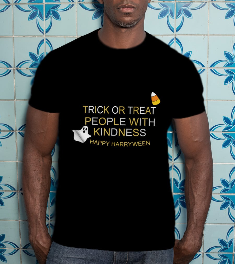 TRICK OR TREAT PEOPLE WITH KINDNESS HAPPY HARRYWEEN Ghost Candy Corn T-Shirt