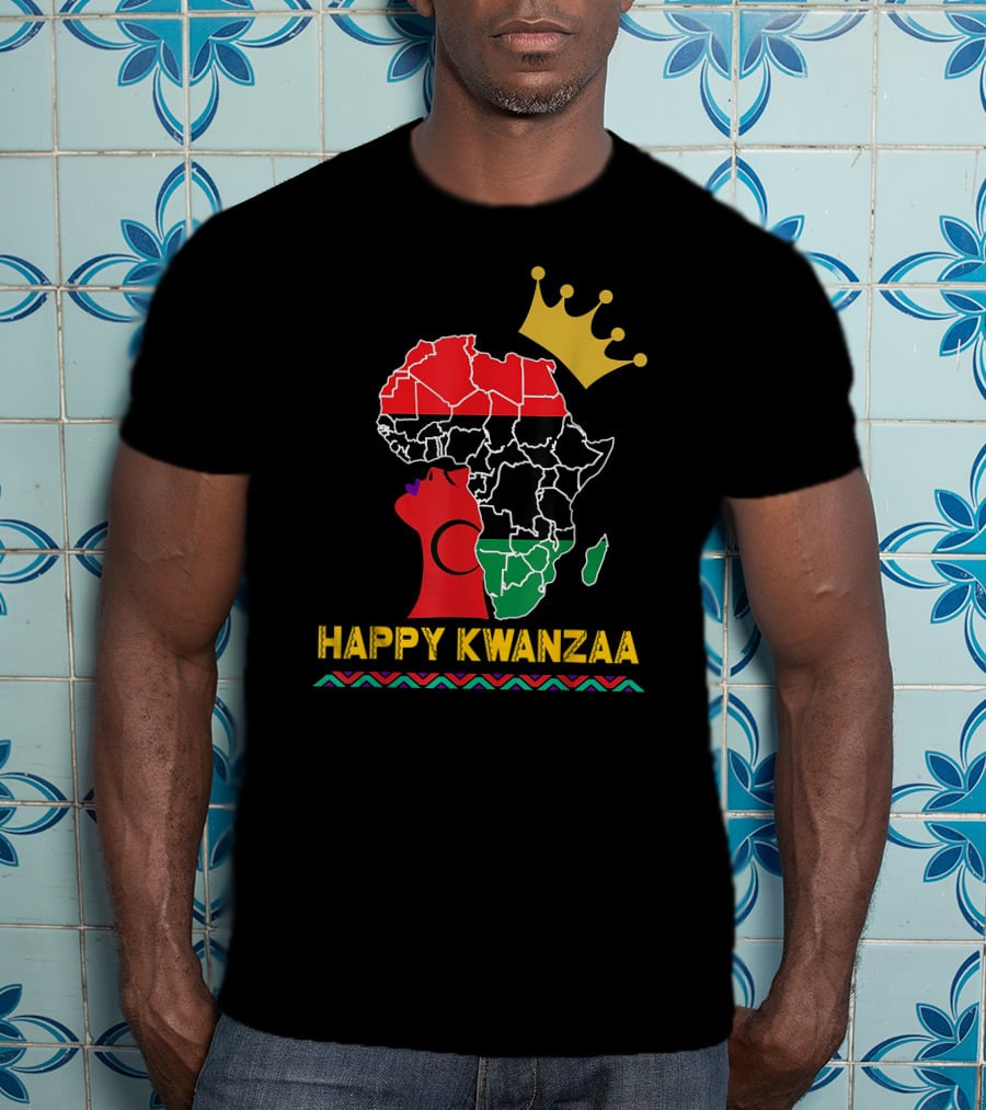 Happy Kwanzaa African Map Black Woman Queen With Crown T-Shirt