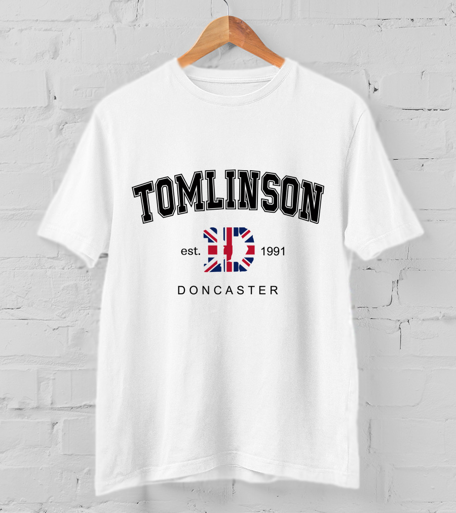 TOMLINSON Est 1991 Doncaster UK Flag LD T-Shirt