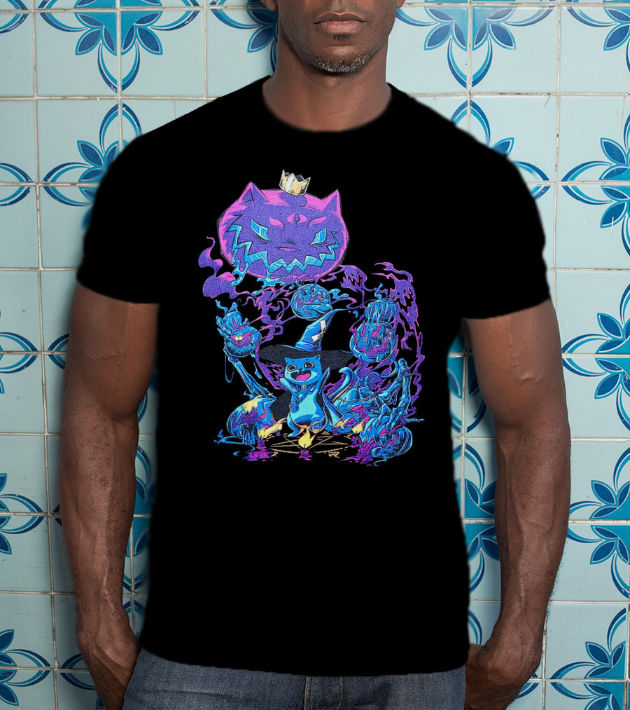 LIRIK HALLOWEEN Cat Wizard With Crown And Glowing Pumpkins T-Shirt