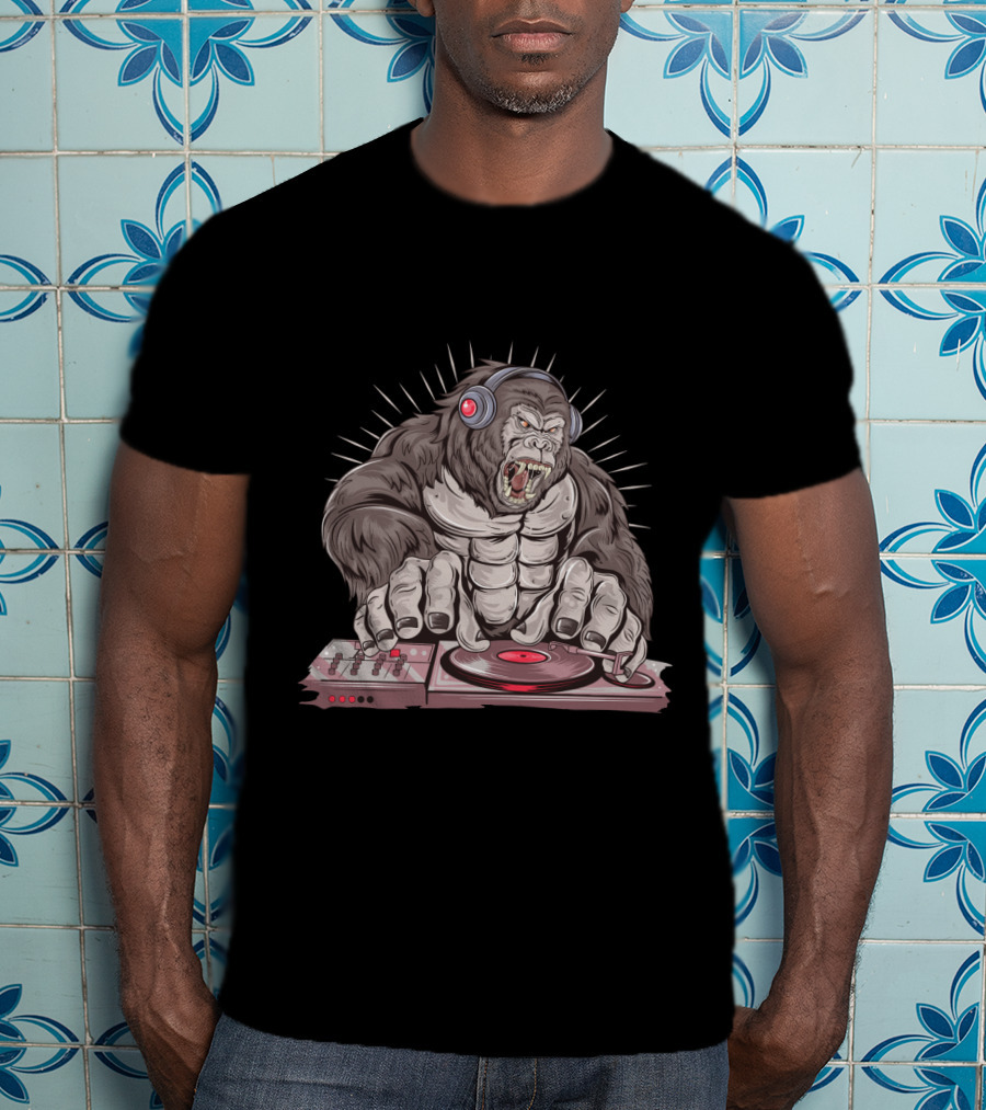 Funny Gorilla DJ With Headphones And Turntable T-Shirt