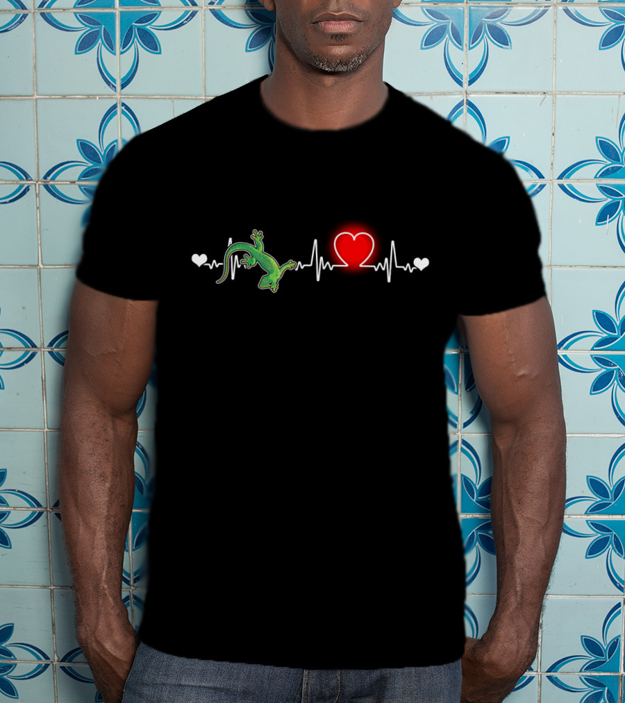 Crested Gecko Heartbeat Love T-Shirt