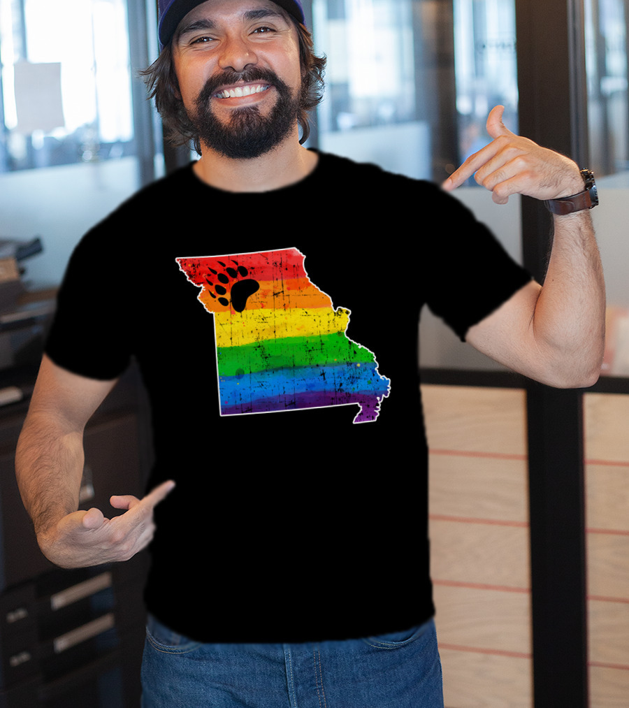 Missouri State Shape With Rainbow Bear Paw Pride Flag T-Shirt
