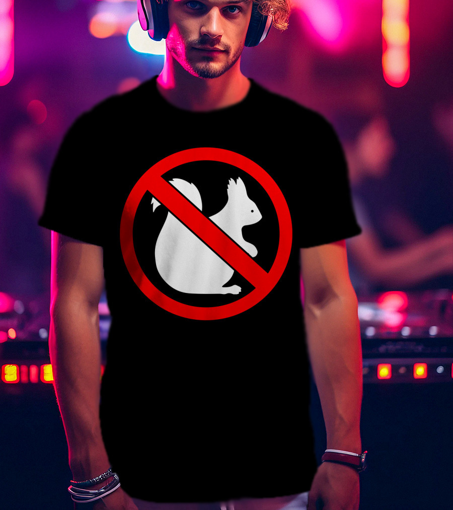 No Squirrel Symbol With Prohibition Sign T-Shirt