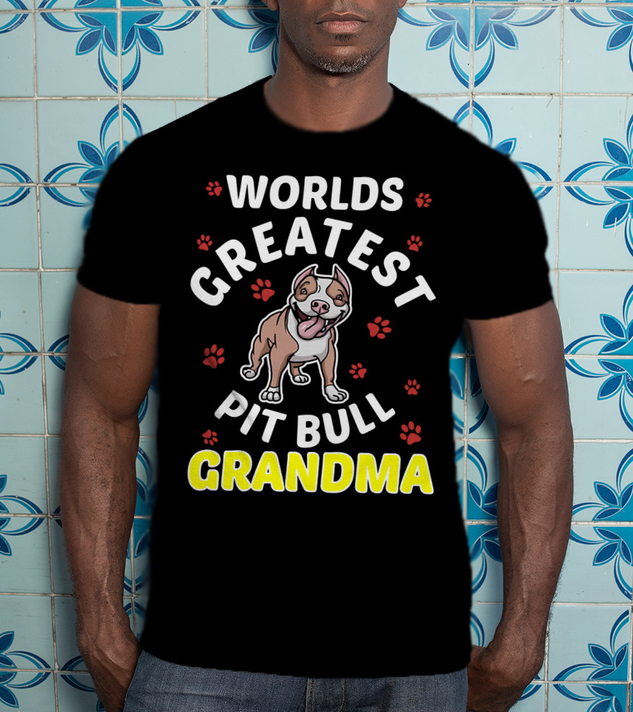 WORLDS GREATEST PIT BULL GRANDMA Paws And Smiling Pitbull T-Shirt