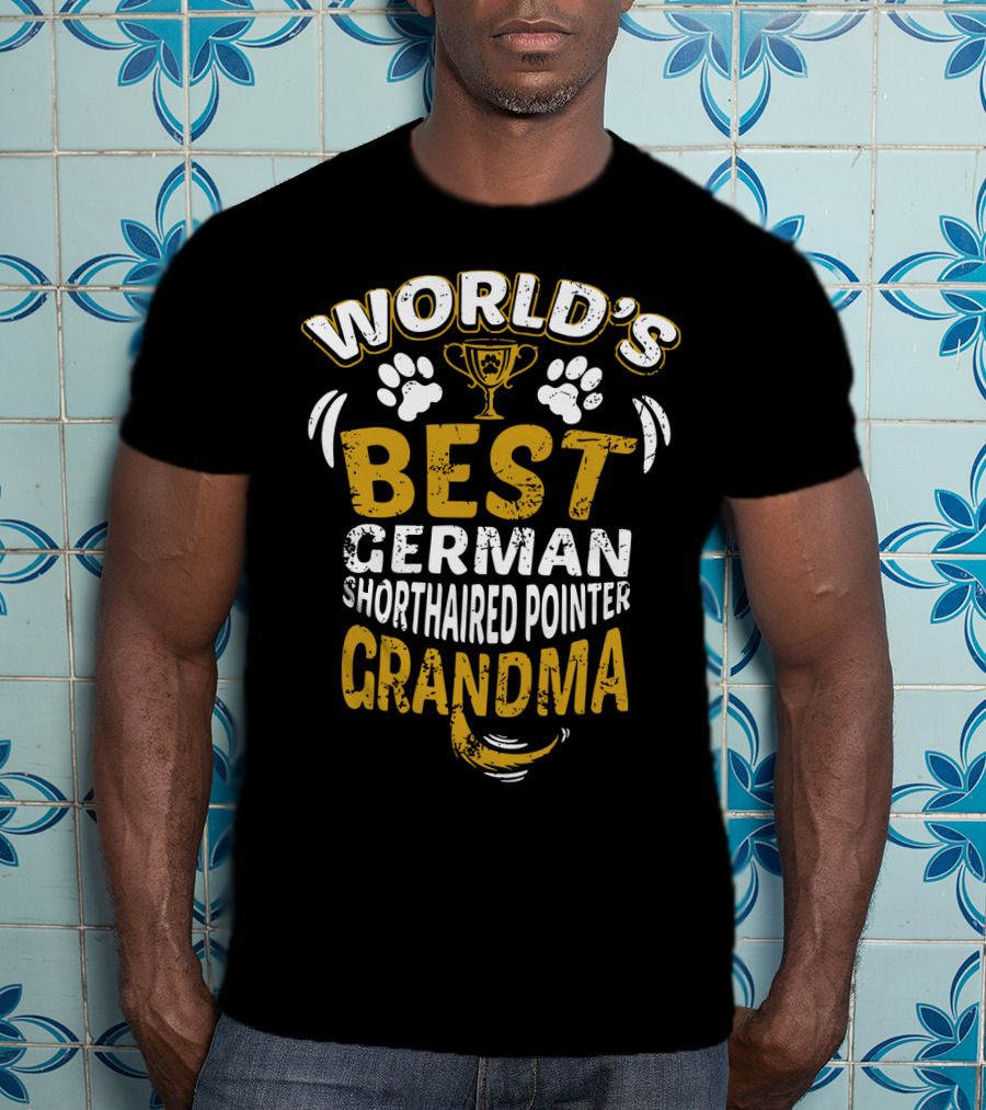 World's Best German Shorthaired Pointer Grandma With Trophy And Paw Prints T-Shirt