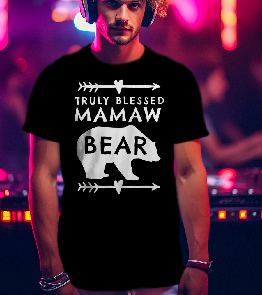 Truly Blessed Mamaw Bear Grandma Bear Silhouette Arrows Hearts T-Shirt