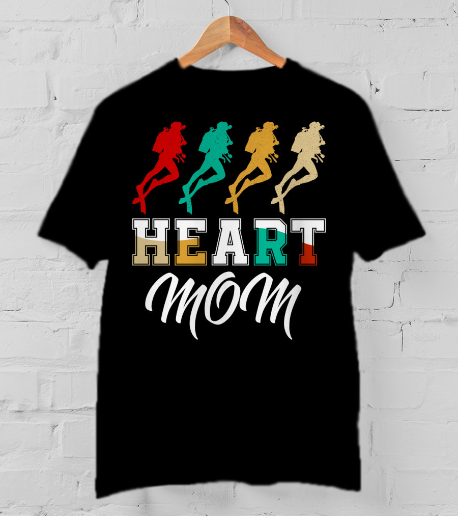 Heart Mom Scuba Diving T-Shirt