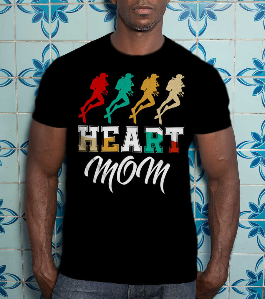 Heart Mom Scuba Diving T-Shirt
