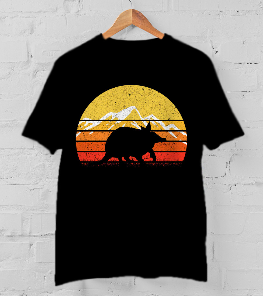 Retro Vintage Armadillo Silhouette With Sunrise Mountains T-Shirt