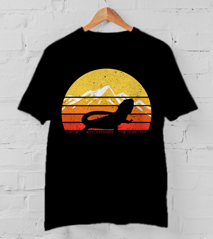 Retro Vintage Bearded Dragon Sunset Silhouette Mountain Stripe T-Shirt