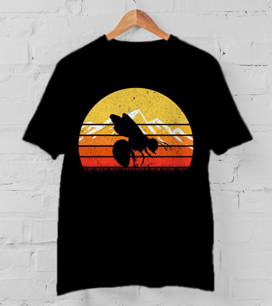 Retro Vintage Bee Sunburst With Mountain T-Shirt