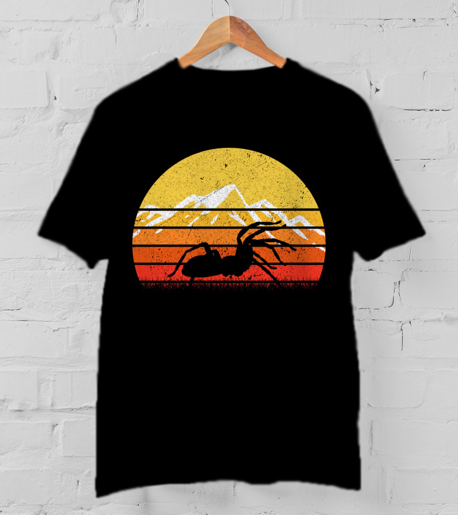 Retro Vintage Tarantula Mountain Sunset T-Shirt
