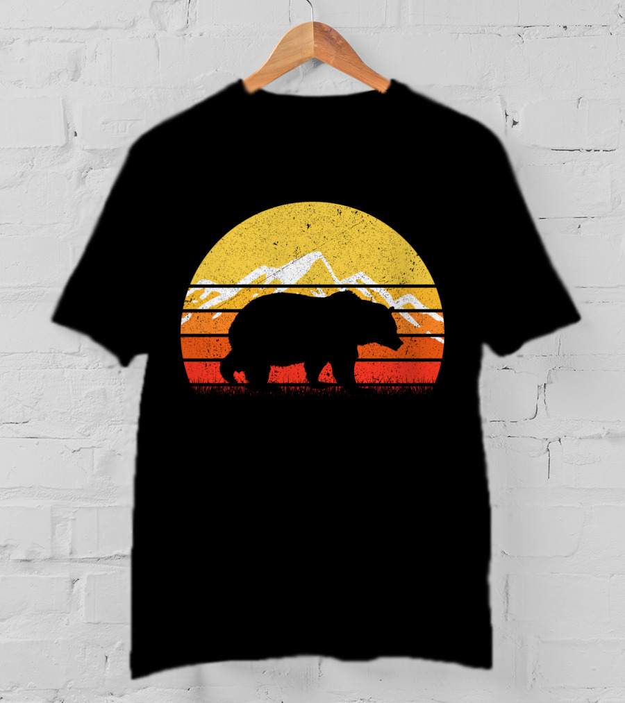 Retro Vintage Bear Silhouette With Sunset And Mountain Background T-Shirt