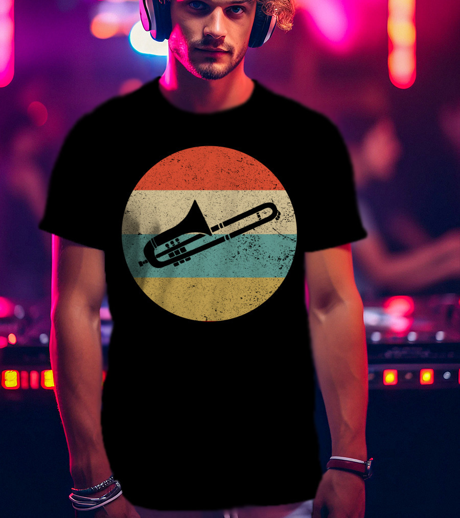 Vintage Retro Trombone Graphic On Striped Circle Background T-Shirt