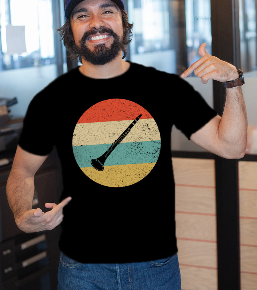 Vintage Retro Oboe Circle With Distressed Stripes T-Shirt