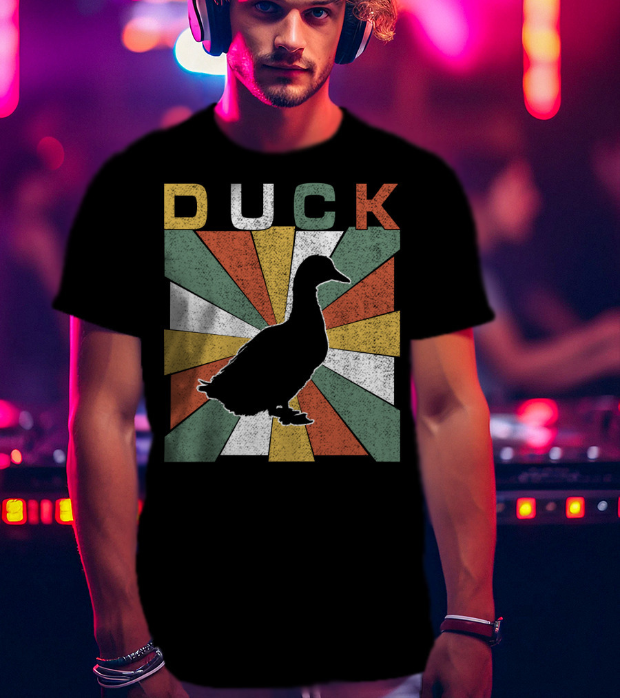 Duck Retro 70s Vintage Silhouette Sunburst T-Shirt