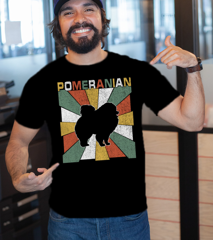 Pomeranian Dogs Retro 70s T-Shirt