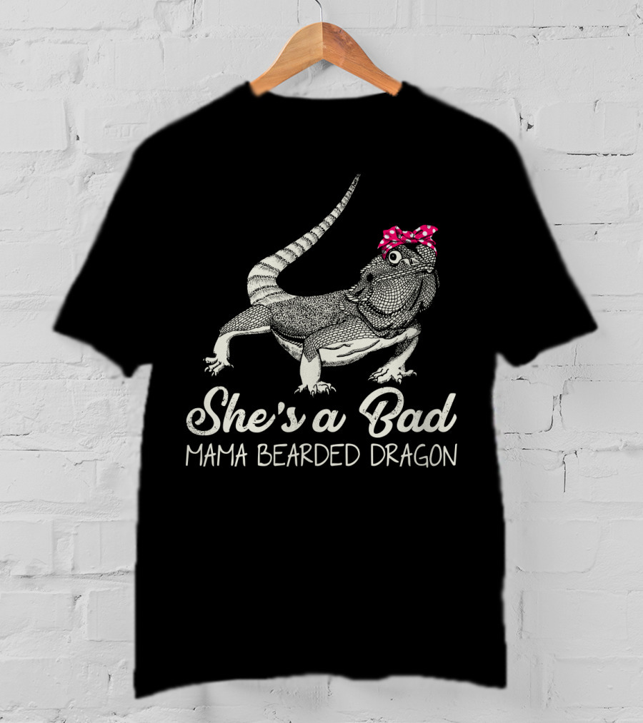 She's A Bad Mama Bearded Dragon With Polka Dot Bow T-Shirt