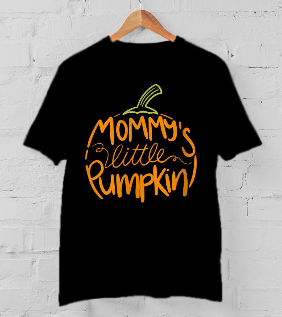 Mommy's Little Pumpkin Halloween Pregnancy Costumes T-Shirt