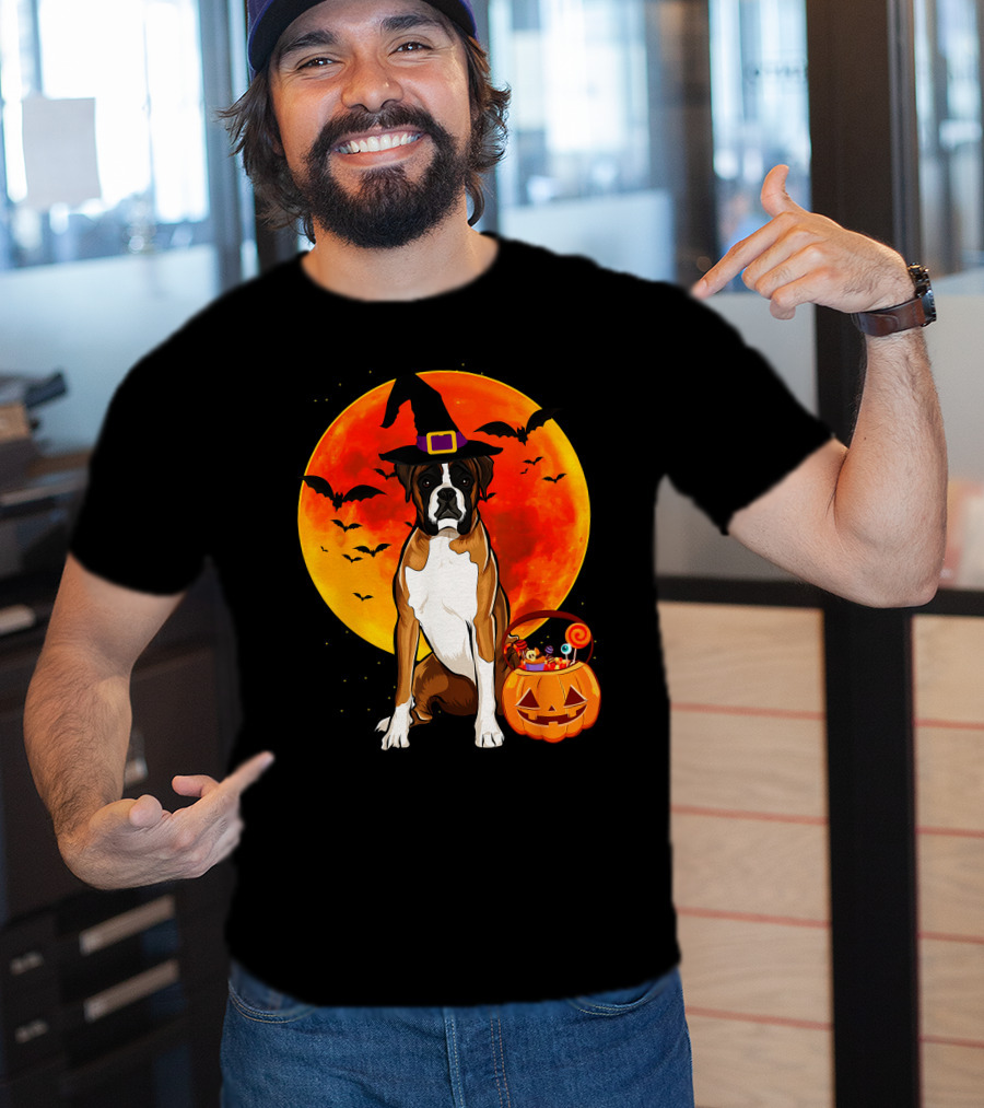 Boxer Dog With Witch Hat Pumpkin Full Moon Halloween Bats T-Shirt