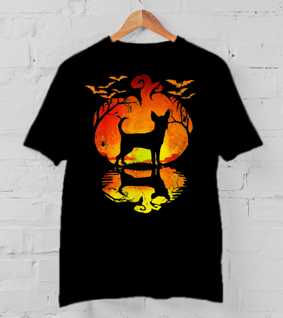 Chihuahua Dog Halloween Pumpkin Reflection With Bats And Trees T-Shirt