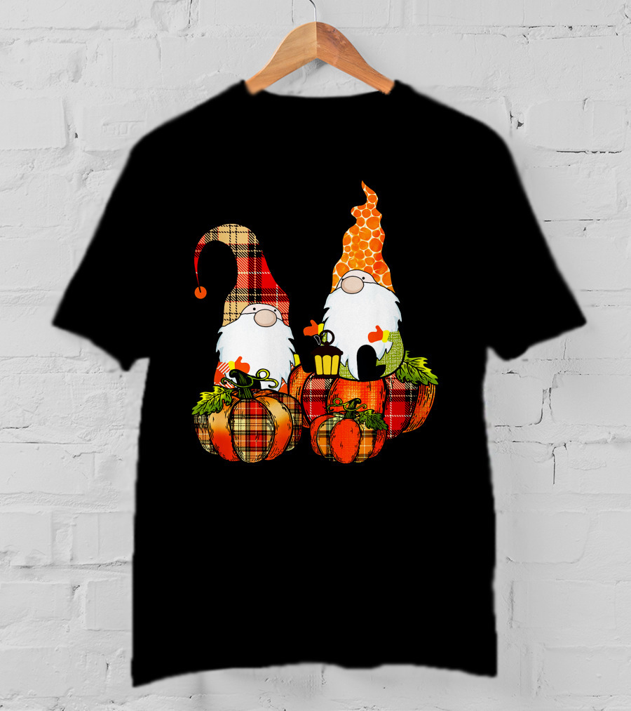 Cute Gnomes Halloween Funny Pumpkin Costume T-Shirt