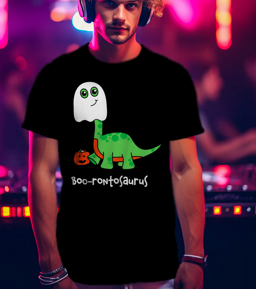 Boo-rontosaurus Ghost Dinosaur With Pumpkin Halloween Cute Funny Brontosaurus T-Shirt