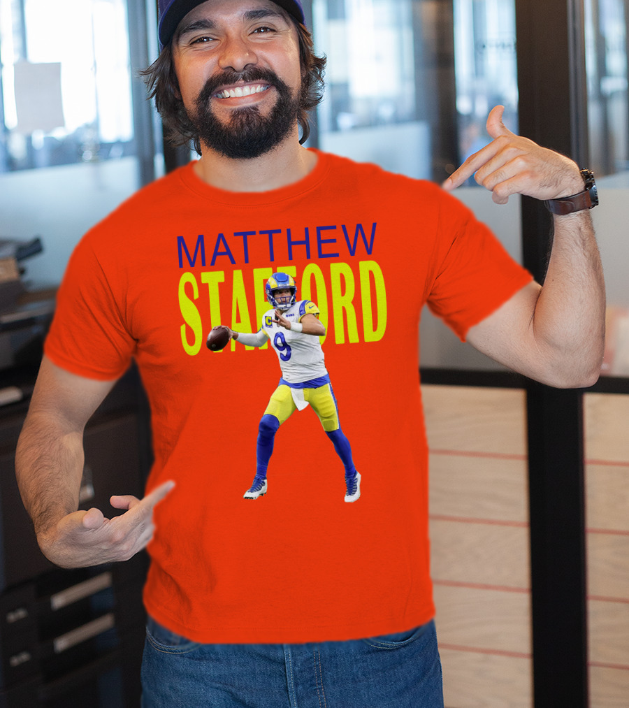 Matthew Stafford Rams Quarterback NFL Football Action T-Shirt